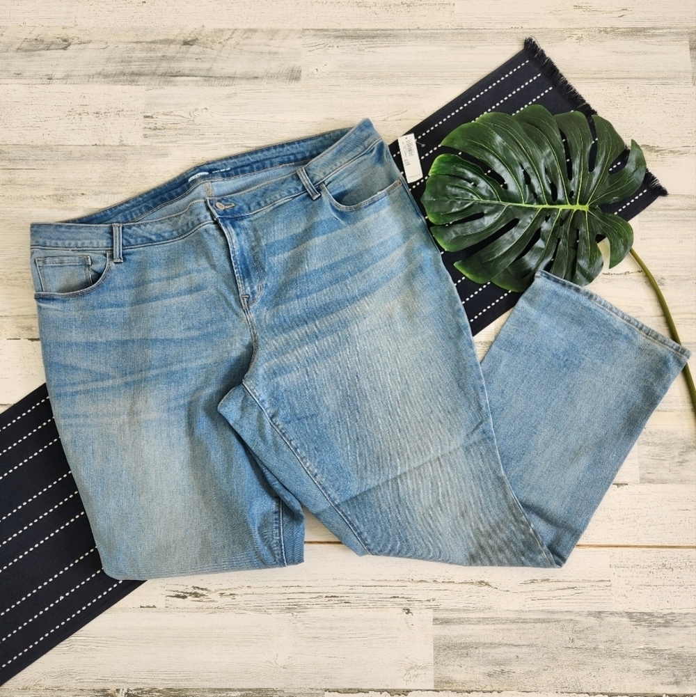 Old Navy Kicker Boot Cut Jeans NWT Size 24 Plus Long